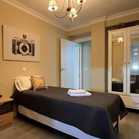 Apartamento Gongora Apartment เซบีญา ภายนอก รูปภาพ